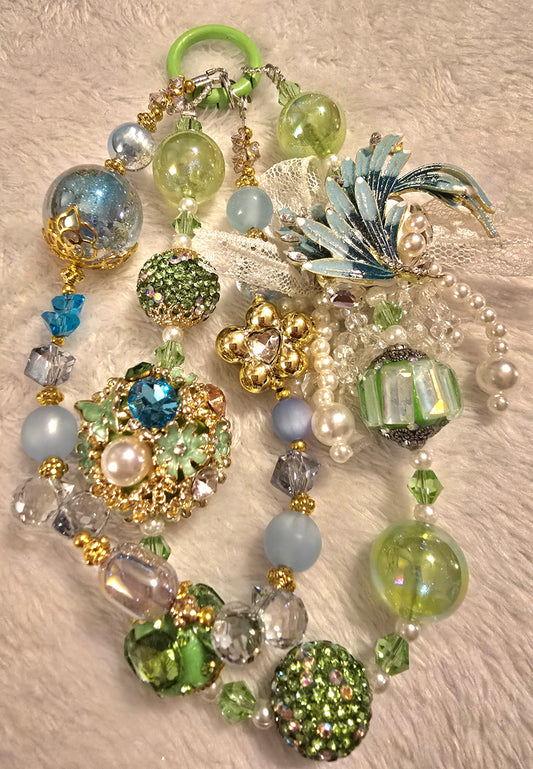 Green Corsage Accessory Chain