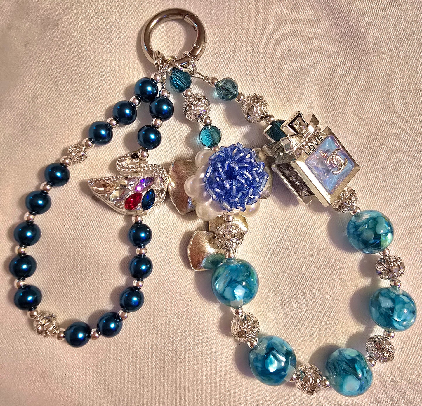 Sapphire Swan-CC104