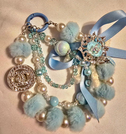 Bluebell Pom-CC113