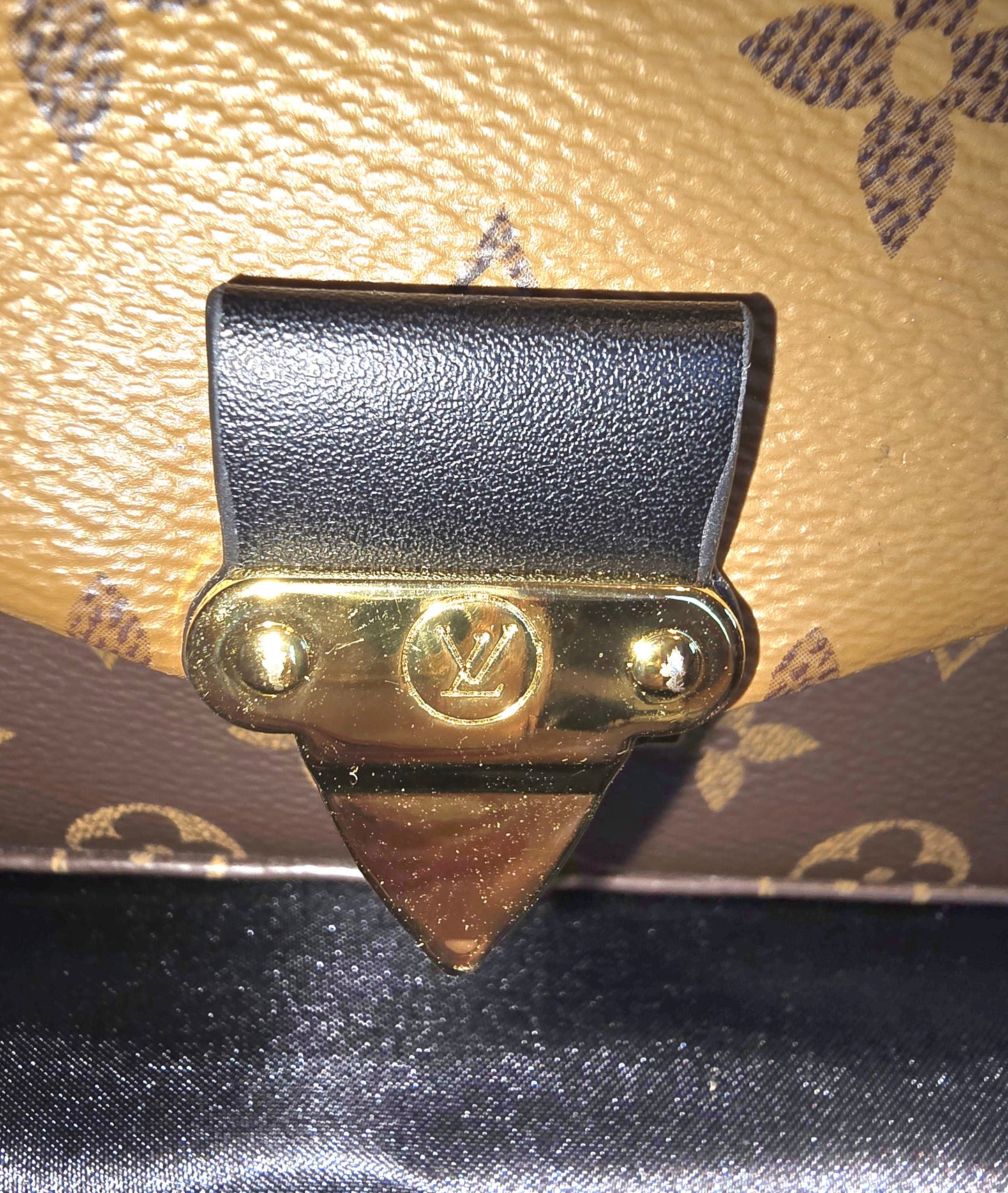 Designer Handbag/Crossbody