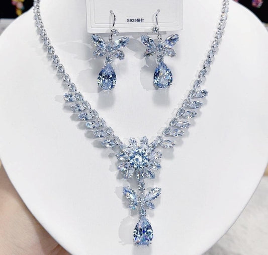 "Garden of Glimmer" Necklace & Earrings Set