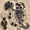 scorpion accessory chain